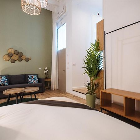 Lola De Triana Apartments Seville Room photo